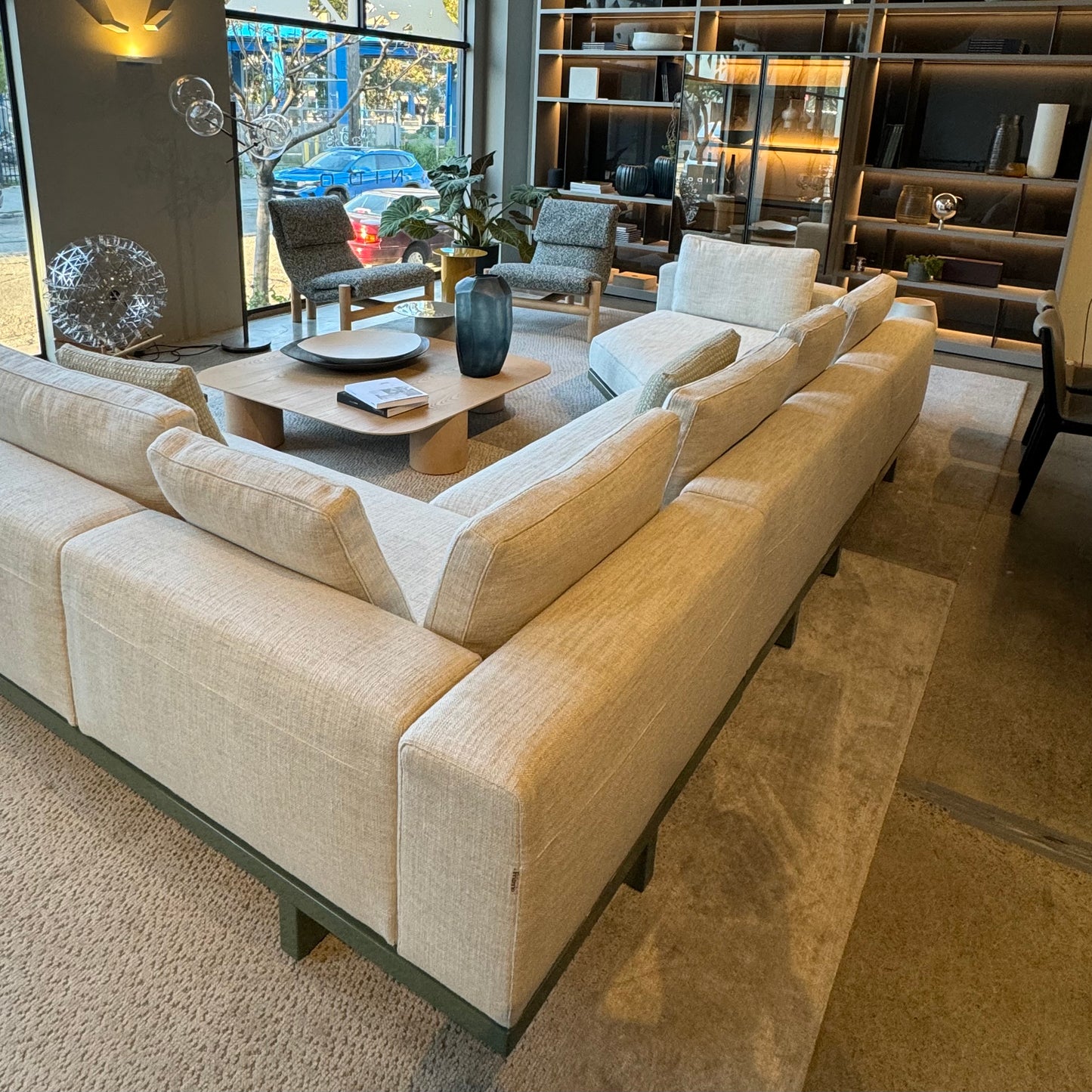 VIEW PLATFORM sectional sofa