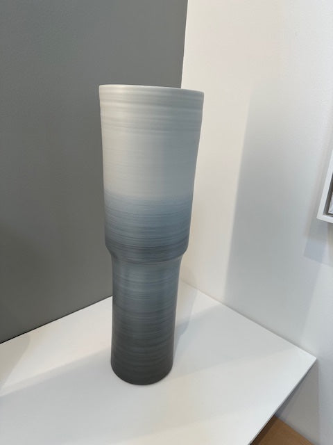 TOTEM 9 Vase